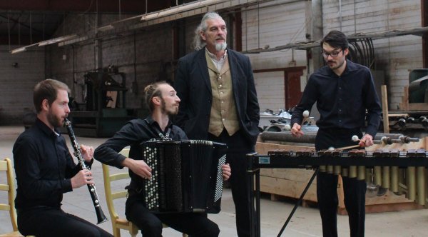L’HOMME QUI PLANTAIT DES ARBRES